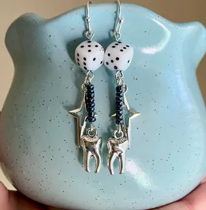 Handmade unisex Kawaii punk goth shiny teeth chain dangle earrings🦷✨💕 thumbnail 2