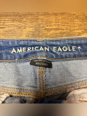 American Eagle Mom Straight Jean Womens 4 Comfort Stretch Waistband Blue thumbnail 2