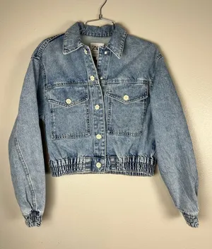 Zara Light Blue Cropped Denim Jacket With Flower Snaps thumbnail 1