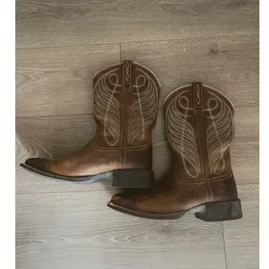 Ariat 10018528 Women's Round Up Square Toe Western Boot Cowgirl Rodeo Size 9B thumbnail 5
