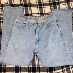 Wrangler Jeans thumbnail 1