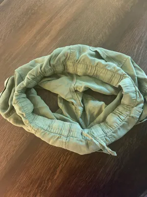 Women’s Gap Shorts thumbnail 5
