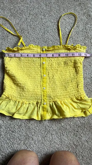 Abercrombie & Fitch thumbnail 5