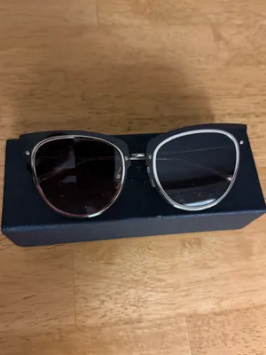 Diff X Demi Lovato Sunglasses thumbnail 2