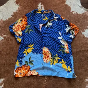 Anthropologie button down Hawaii style women's shirt Size small No flaws! thumbnail 1