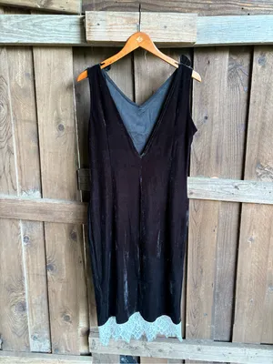 NWT Retro Stage Black Velvet Bow Lace Trimmed Dress thumbnail 2