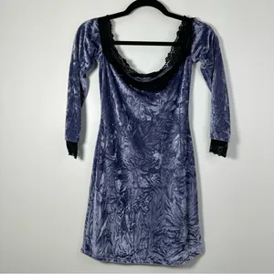 Urban Outfitters Kimchi Blue Blue Ryder Velvet Mini Dress Size S thumbnail 2