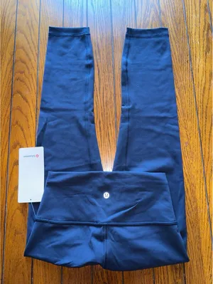 Lululemon Wunder Train High Rise 23” True Navy Size 6 NWT thumbnail 1
