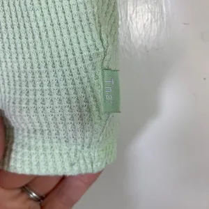 Tna Aritzia Women Mint Green Waffle Knit Notch Neck Crop Top SS Medium READ thumbnail 3