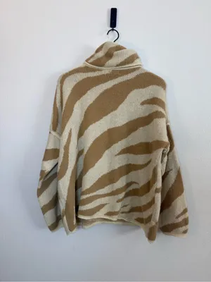 POL Chunky Zebra Turtleneck Sweater thumbnail 5