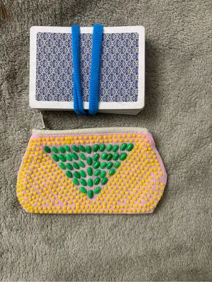 Vintage unbranded plastic-beaded coin purse thumbnail 3