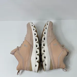 On Running Women's Ankle Boots in Beige thumbnail 7