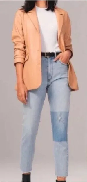 Abercrombie & Fitch The mom jeans 33 High Rise Curve Love Repair Patch Jeans thumbnail 1