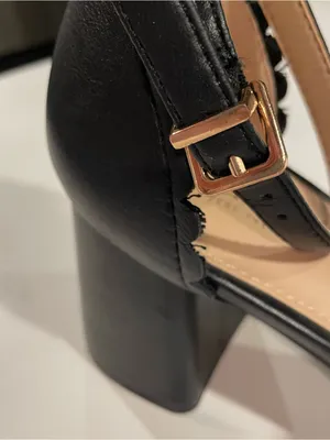 Comfort Sandals Black Faux Leather Pearl Embellished Block Heel Women’s 9W thumbnail 4