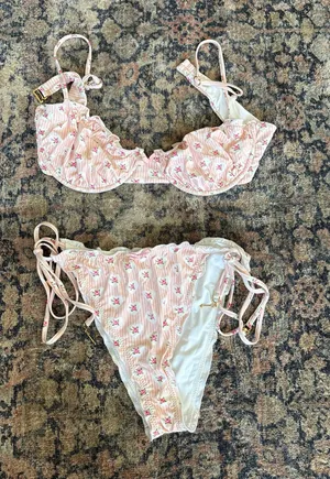 Dippin' Daisy's Bikini Set thumbnail 1