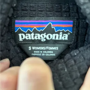 Patagonia pullover thumbnail 2