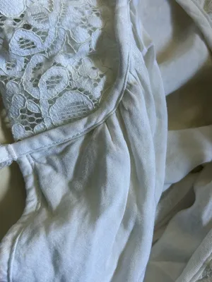 Hollister White Lace Cold-Shoulder Tie-Front Blouse XS thumbnail 11