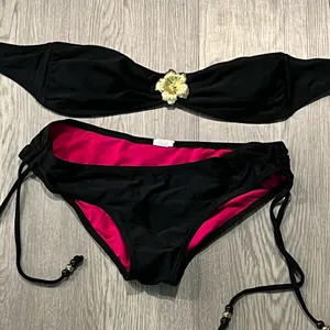 Women’s Black Xhilaration Medium Bikini Bathing Suit thumbnail 2
