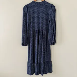Boden Buttoned Jersey Midi Dress Navy Diamond Bud Tiered Cottagecore Size 8P thumbnail 4