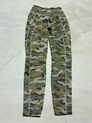 1st phorm Camo Leggings Green activewear thumbnail 8