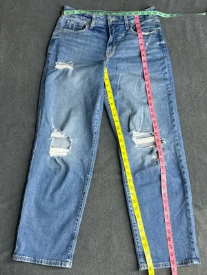 Old Navy Women’s Light Blue O.G. Loose Distressed Jeans Size 6 thumbnail 4