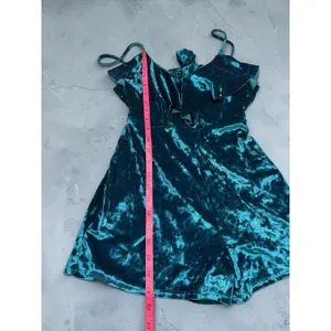 Urban Outfitters Teal Green Crushed Velvet Ruffle Romper‎ - XS thumbnail 4