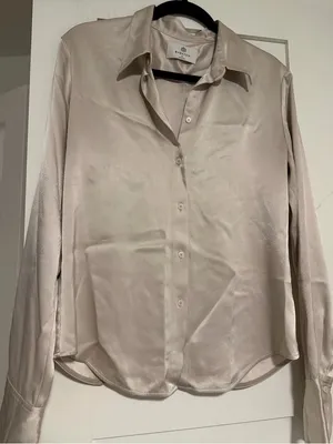 Babaton Women’s Long-Sleeve Satin Button-Up Shirt — Light Cream thumbnail 1