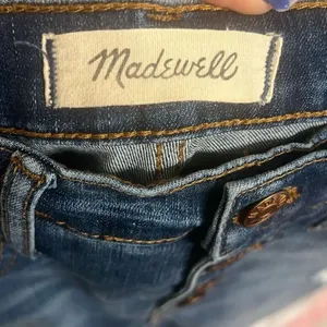 ✨Madewell 10" High-Rise Skinny Sz 26 Jeans✨ thumbnail 8