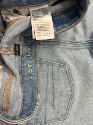 American Eagle Jeans thumbnail 3
