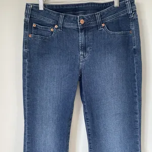 GAP '70s Flare Low Rise Denim Jeans Pants Blue Cotton Women's Size 10 Petite thumbnail 3