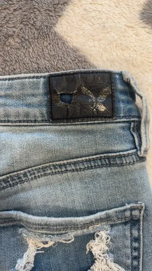 American Eagle Outfitters Distressed Super Hi-rise Jegging Jeans thumbnail 3