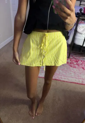 Yellow skirt/shorts thumbnail 2
