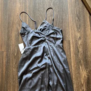 ASTR the Label Dress Gray Dress thumbnail 4