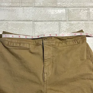 Madewell Khaki Shorts thumbnail 2