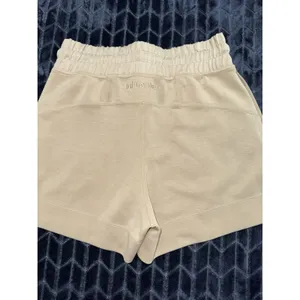 Lululemon Women's Soft Ambitions High Rise Shorts Trench Pocketed Size 6 thumbnail 5
