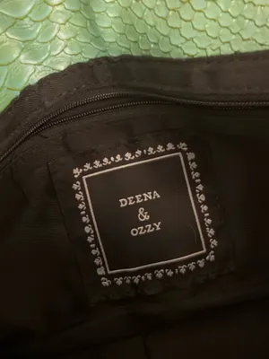 Urban Outfitters Deena & Ozzy Green Snake Embossed Wristlet Clutch thumbnail 4