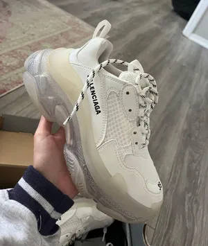 Balenciaga Triple S Sneaker thumbnail 1