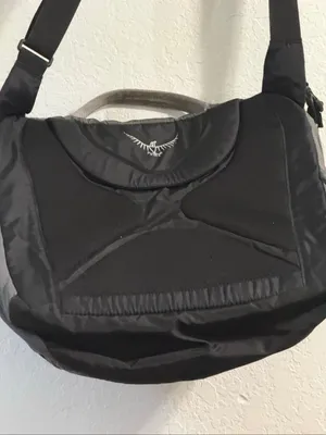 Osprey Ozone Courier Black Messenger Computer Bag 20L 15" Laptop Shoulder Bag thumbnail 3