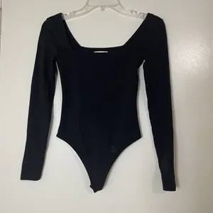 Aritzia Babaton Contour Square neck long sleeve black bodysuit size XS thumbnail 2