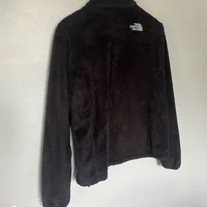 The North Face Osito Fuzzy Women's Windbreaker Jacket, Medium Black thumbnail 6