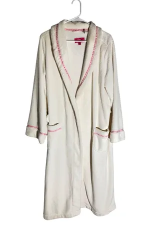 Victoria’s Secret Women’s Robe – Extra Large thumbnail 2