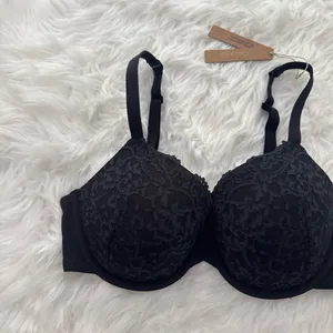 Skims Fits Everybody Lace T-shirt Bra Onyx Size 36D thumbnail 3
