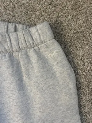 Light Grey Hollister Sweatpants thumbnail 2