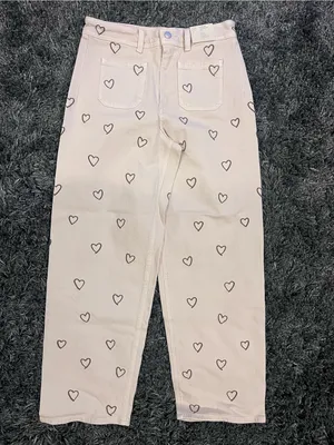 Universal Threads 🌸IVORY HEART EMBROIDERED DENIM PANTS NEW🌸 thumbnail 3