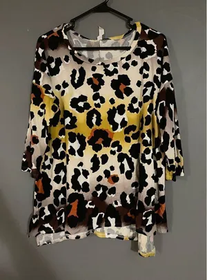 Honeyme Leopard Print Autumn Long Sleeve Tunic Top Size Small NWOT thumbnail 1