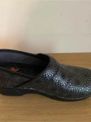 Dansko Professional Women's Black Geometric Leather Slip-On Clogs EU size 38 thumbnail 6