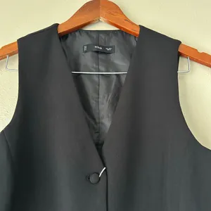Mango Black Vest Size Large thumbnail 7
