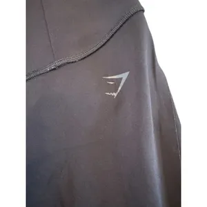 Gymshark XS Black Capri Workout Leggings thumbnail 3