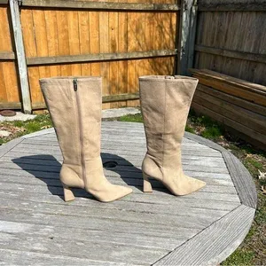 Vince Camuto Womens Tressara Beige Suede Side Zip Knee-High Boots Shoes size 8.5 thumbnail 1