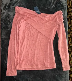 Abercrombie & Fitch Soft A&F Cozy Off the Shoulder Knit Long Sleeve Top thumbnail 1